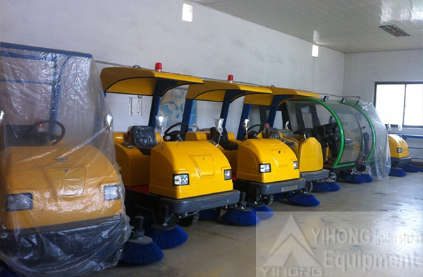 Two Sets of Battery Road Sweepers Exported to Lagos,Nigeria.